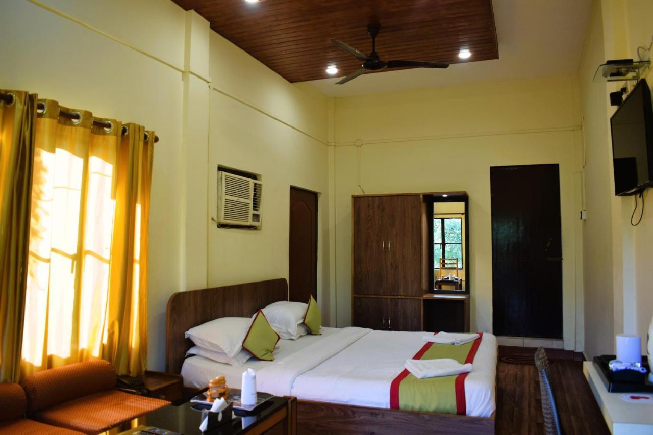 Brahmaputra Jungle Resort Guwahati Zewnętrze zdjęcie